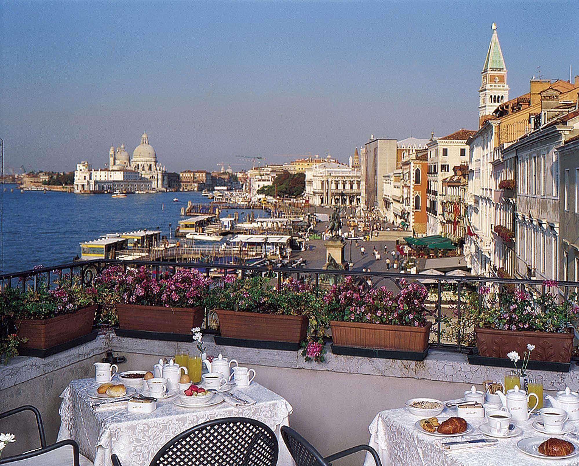 Locanda Vivaldi Venice Exterior photo